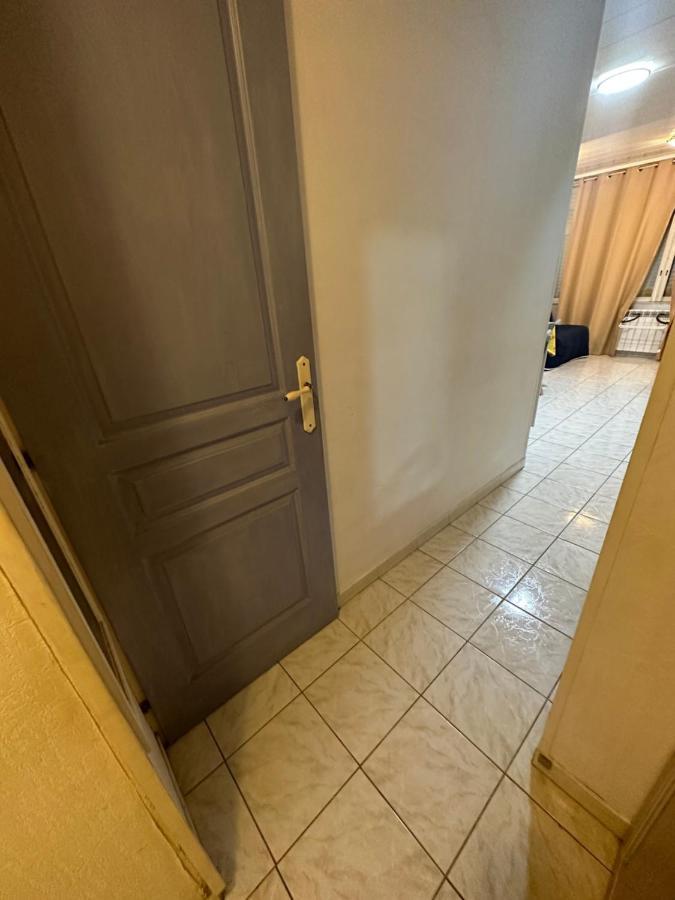A La Semaine Ou Au Jour / Location Studio Meuble 30M² لا سيوتا المظهر الخارجي الصورة